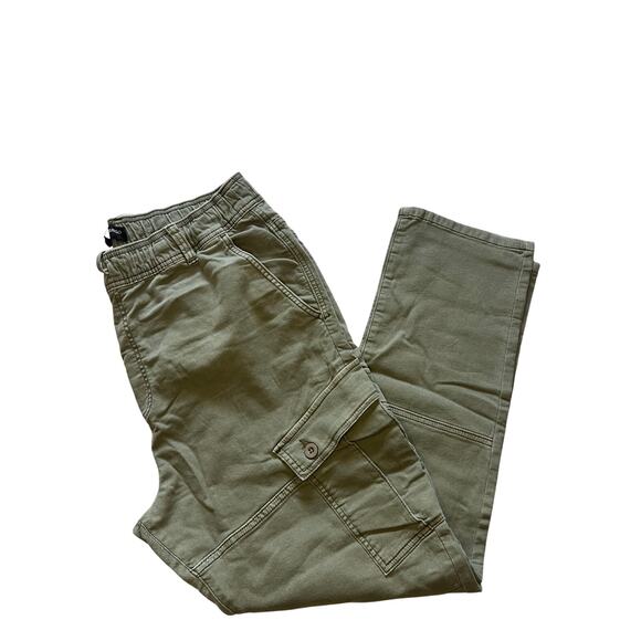 Cotton On Men's Military Cargo Pants in 2XL NWT Green Performance Athleisure - Picture 1 of 12